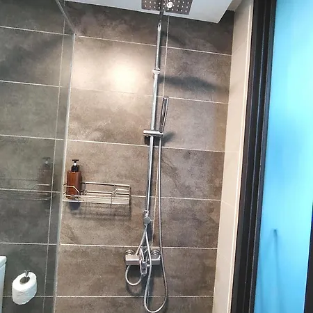 Almas Suites Poolview Netflix 100Mbps Bystay Nusajaya  Exterior photo