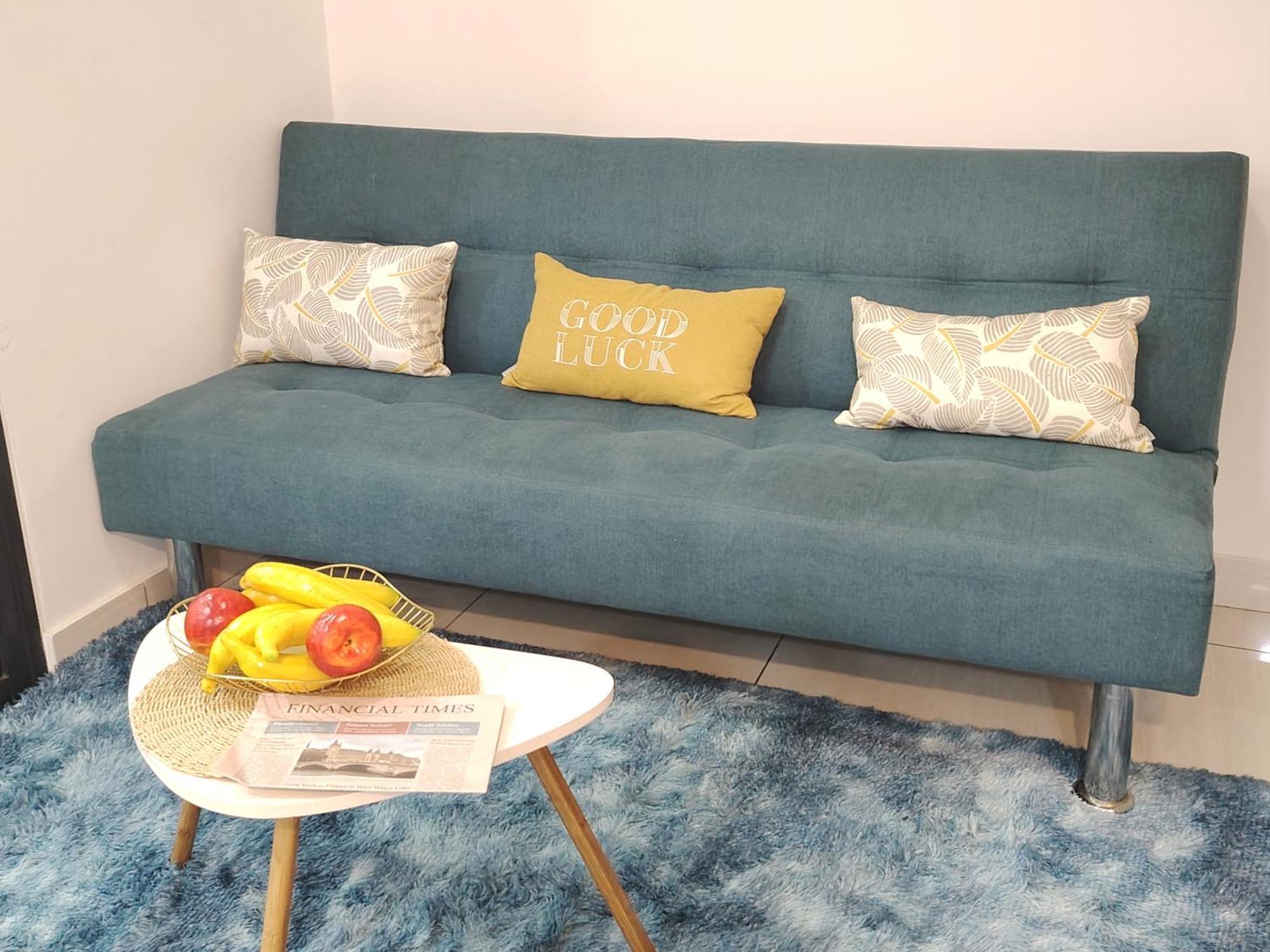 Almas Poolview Netflix 100mbps Bystay Apartment
